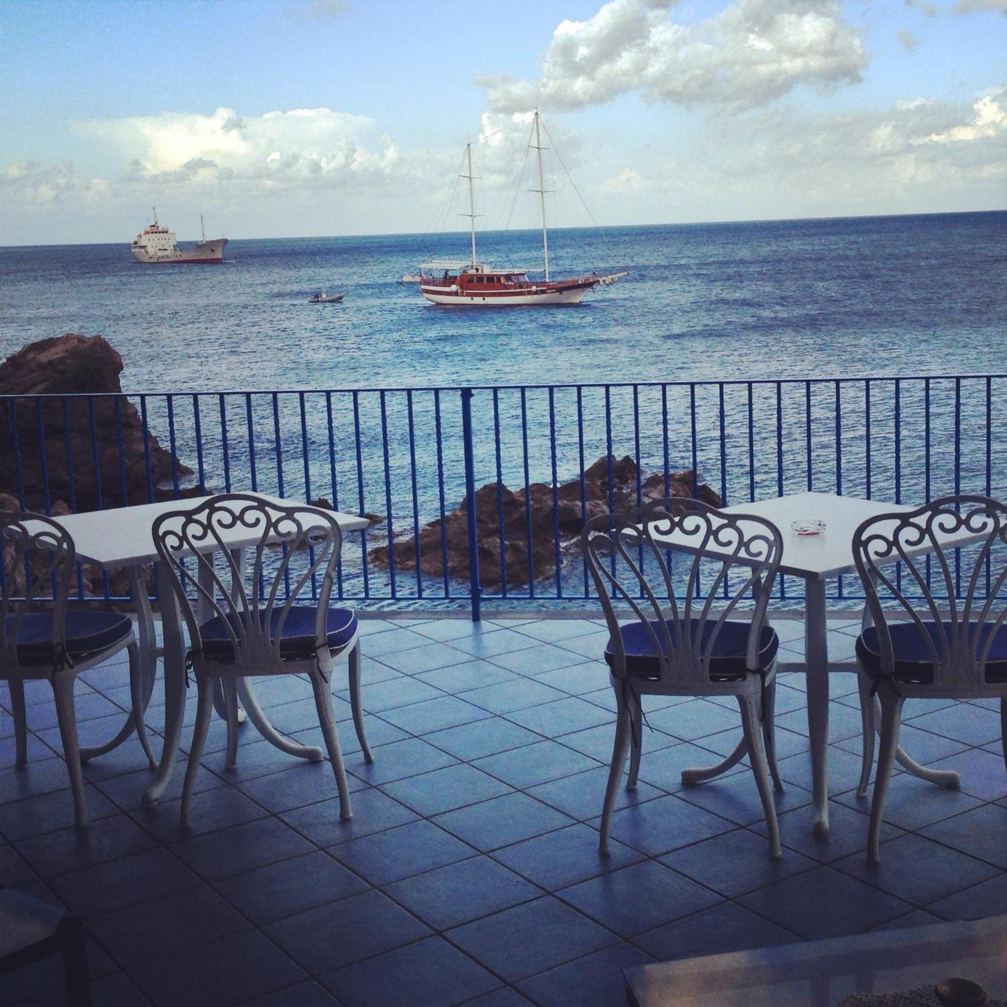 Hotel Rocce Azzurre Lipari  Luaran gambar